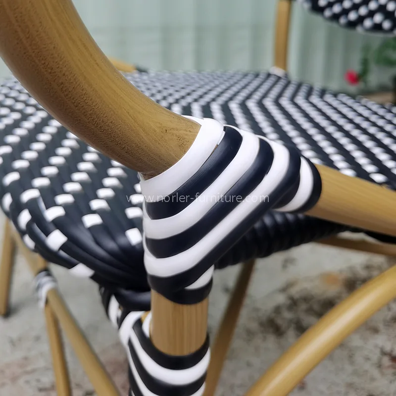 Set de mese moderne rezistente la apă din aluminiu pe Rattan