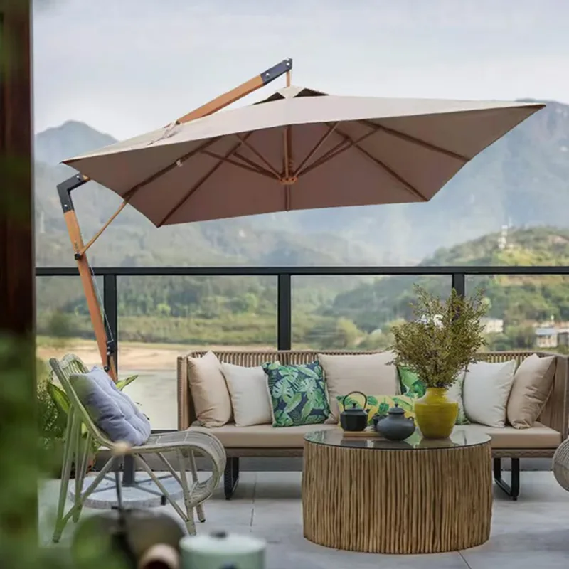 Parasol în curte de pe plajă în aer liber